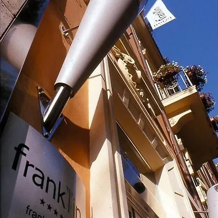 Franklin Feel The Sound Hotel Rom