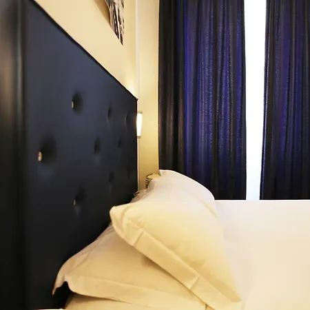 Hotel Franklin Feel The Sound Rom