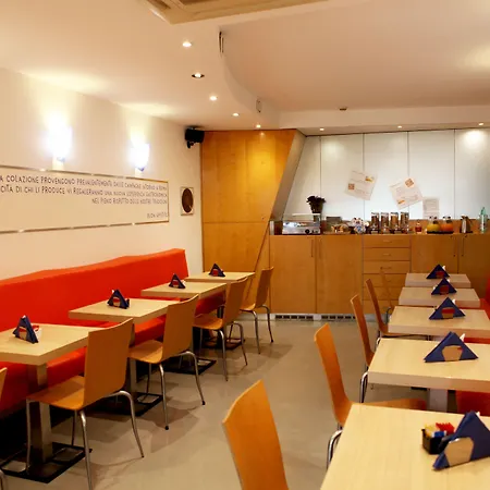 Franklin Feel The Sound 3* Rom