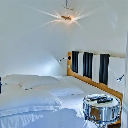 Hotel Franklin Feel The Sound Roma